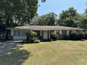 Building Photo - 6 Mancuso Dr