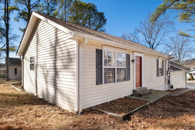 Photo - 2824 Airwood Dr (Nashville, TN) Townhome