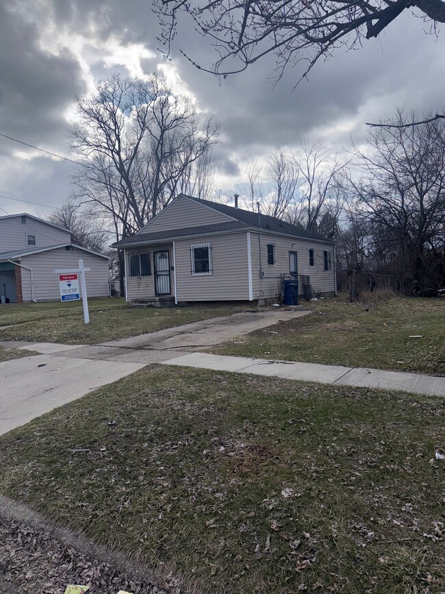 Building Photo - 3221 Burgess St