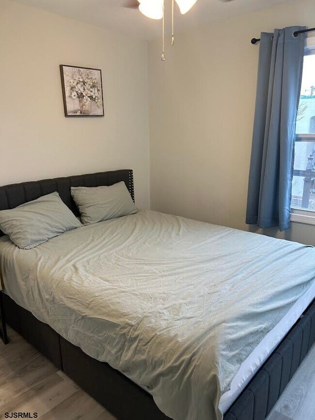 Foto del edificio - 721 Asbury Ave