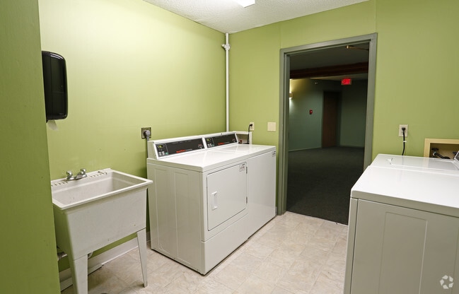Interior Photo - Twelve 501 Apartments