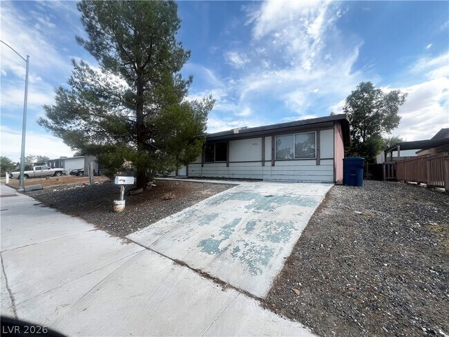 Foto del edificio - 6311 Newville Ave