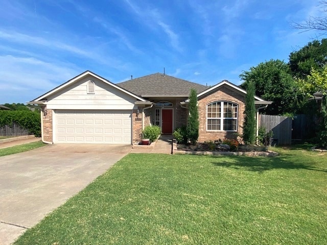 Primary Photo - 2512 Black Oaks Cir