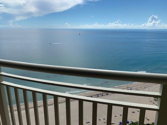 Building Photo - 3000 N Ocean Dr