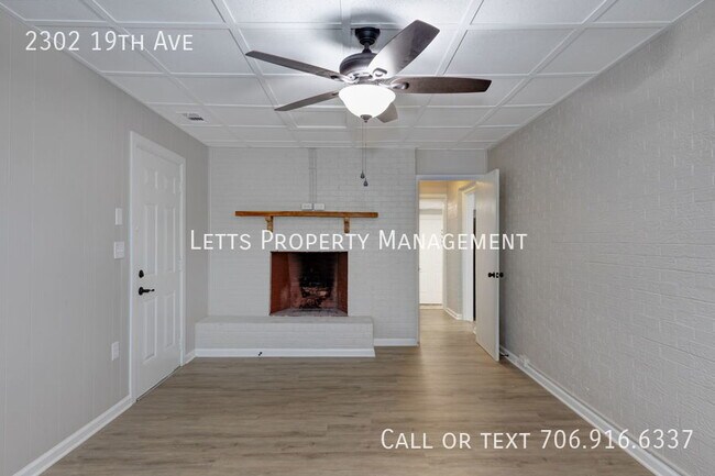 Foto del edificio - Beautifully remodeled brick ranch with a g...