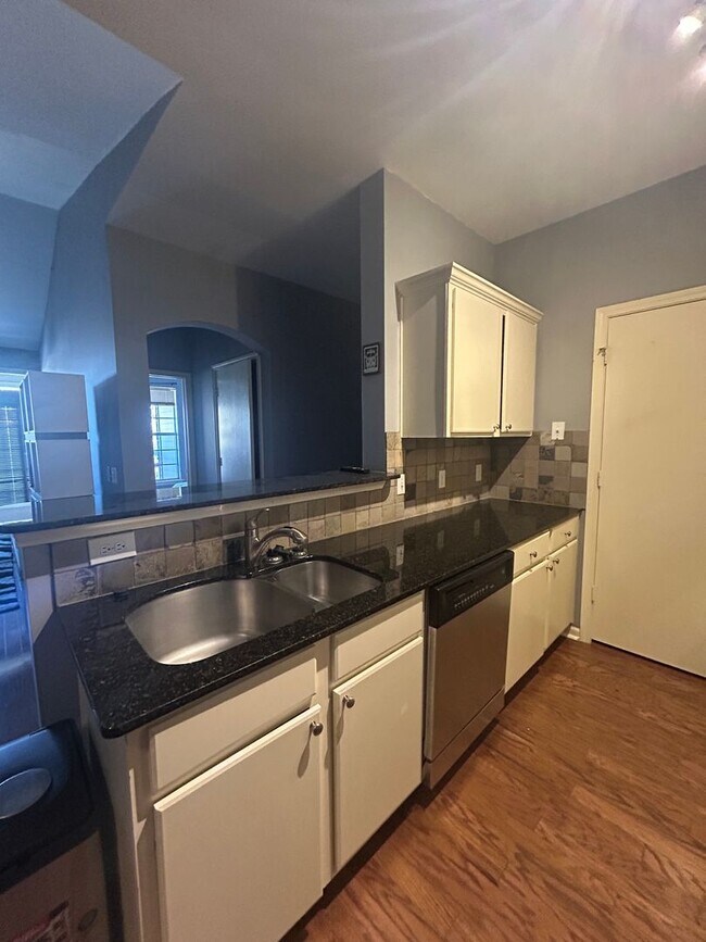 Foto del edificio - 4230 NW Meadow Creek Cir
