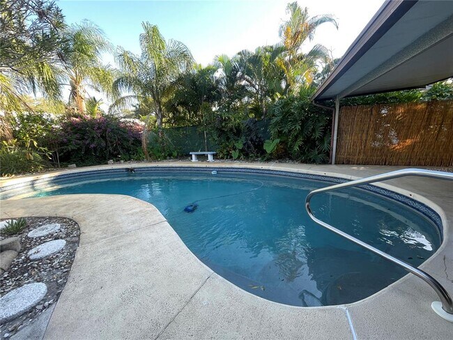 Building Photo - 11177 Bella Loma Dr