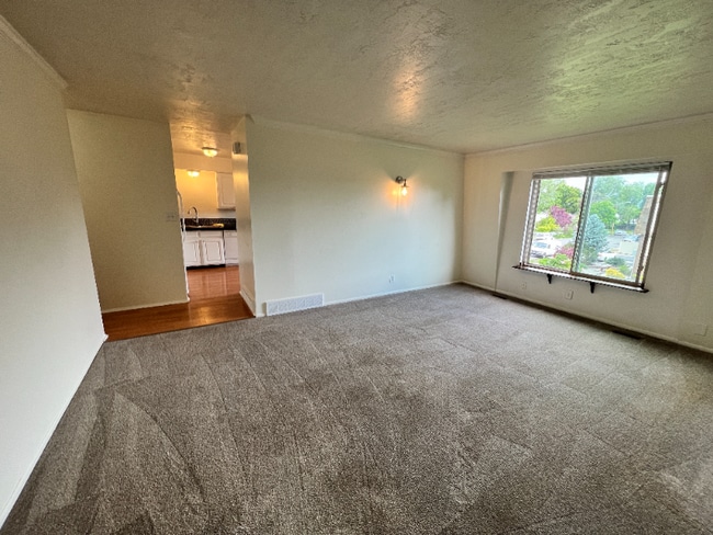 Photo - 4570 S 200 E Apartment