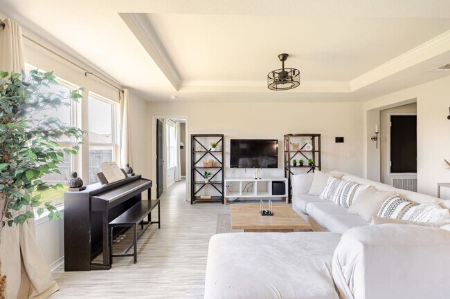 Building Photo - 6052 Misty Breeze Dr