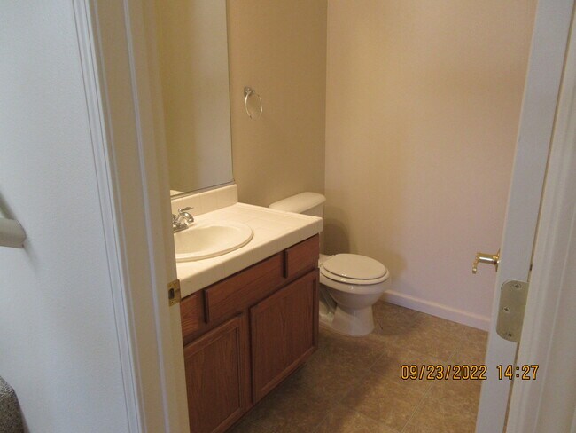 Building Photo - 1324 Scotch Pine Way
