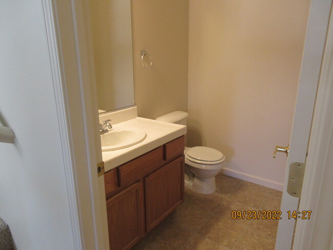 Foto del edificio - 1324 Scotch Pine Way