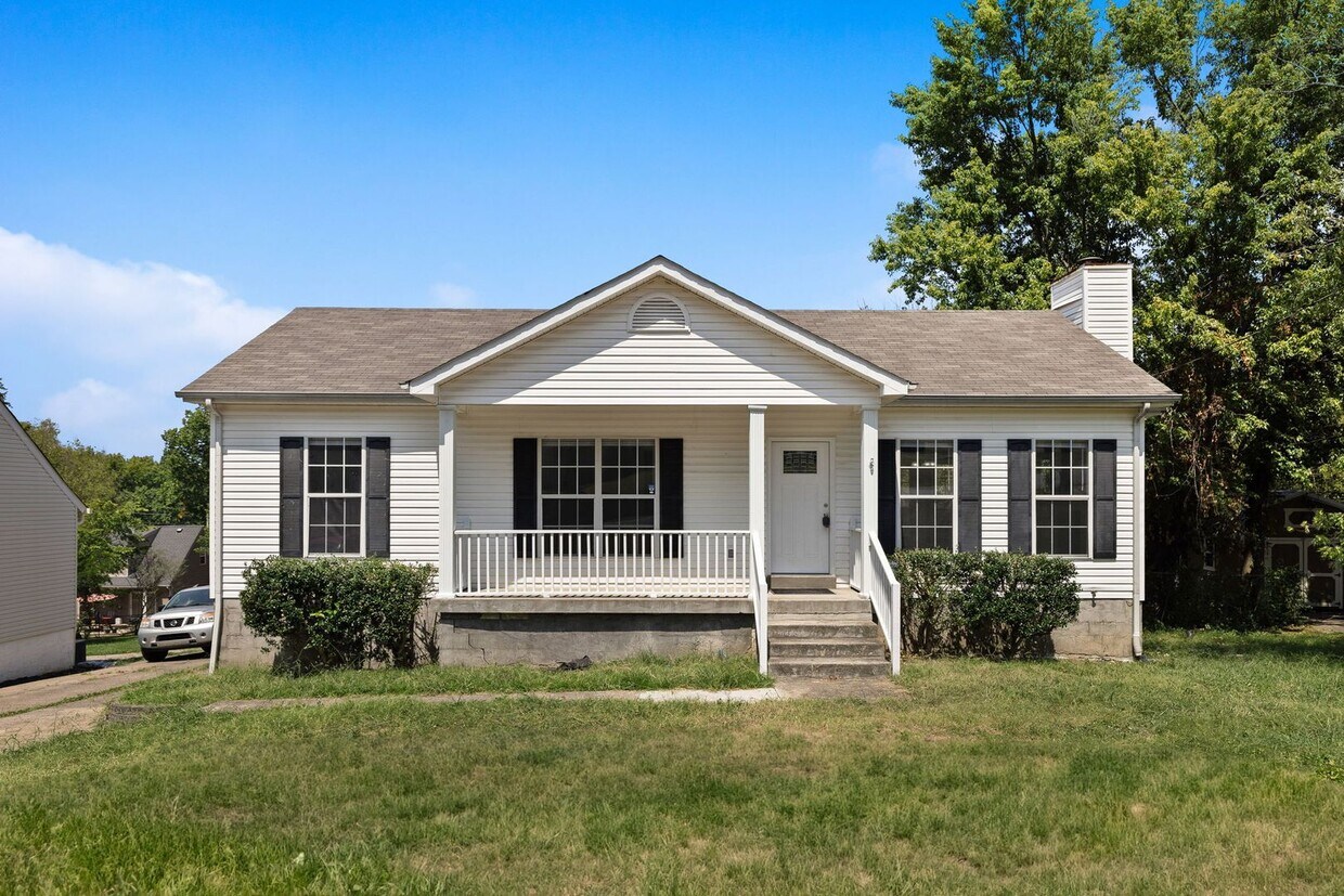 Primary Photo - Remodeled 3 bedroom in La Vergne