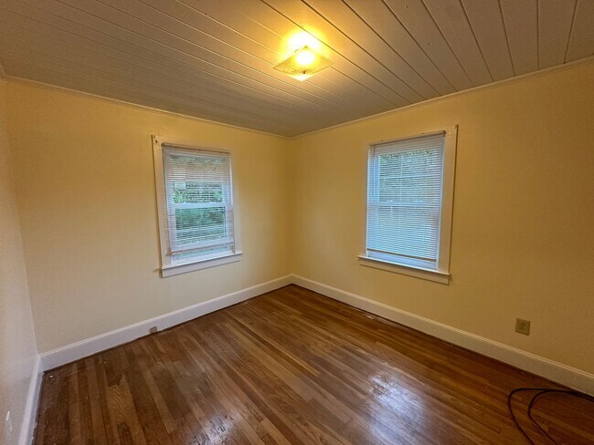 Foto del edificio - Your Slice of Serenity : Country Charm Awaits!