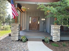 Building Photo - 43 Big Bend Loop