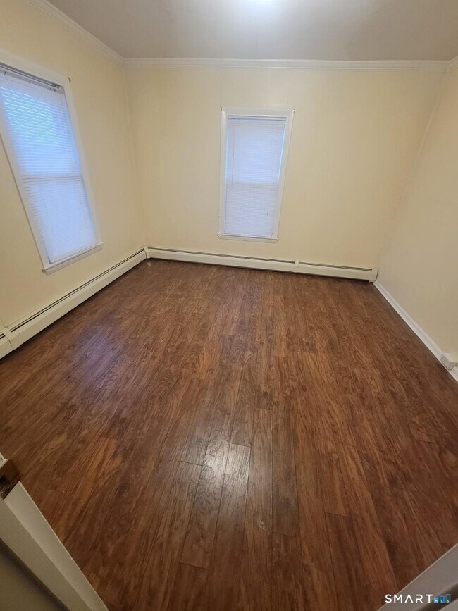 Foto del edificio - 102 Brook St