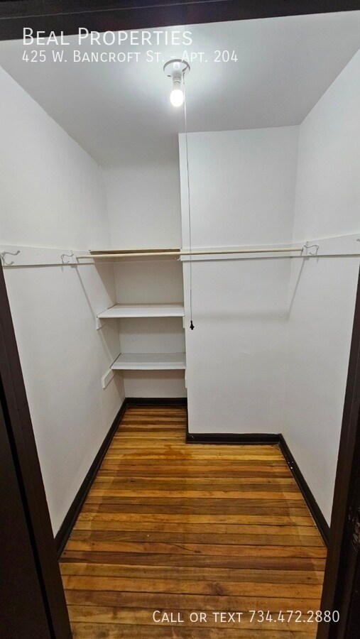 Foto del edificio - 425 W Bancroft St
