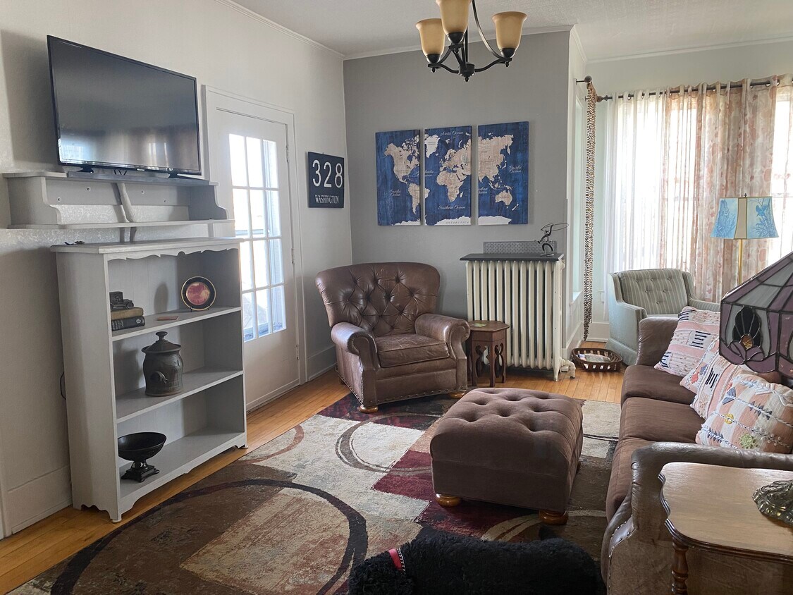 328 W Washington Ave Unit 2, Alpena, MI 49707 Apartments in Alpena, MI