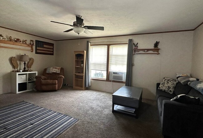 Building Photo - 23 Conifer Pl