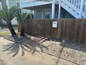 Building Photo - 2009 30th St