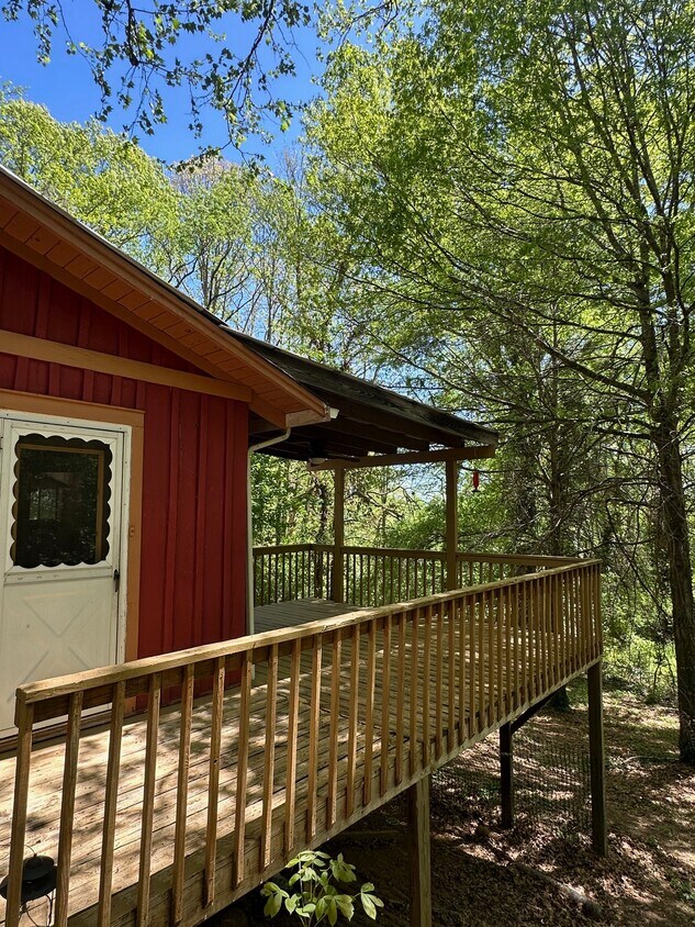 Foto del edificio - 186 Pisgah View Rd