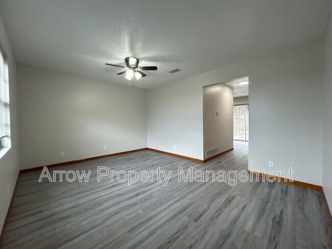Foto del edificio - 1232 S Jackson St