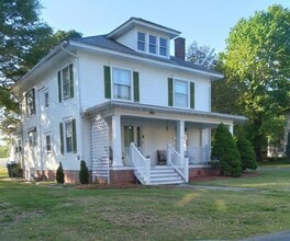 Building Photo - 28414 Woodland Ave