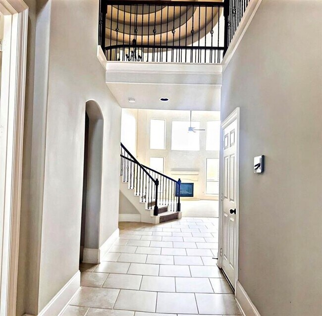 Building Photo - 13818 Wickdale Garden Ln