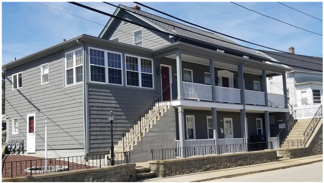 44 Phenix Ave, West Warwick, RI 02893 Apartments at 44 Phenix Ave