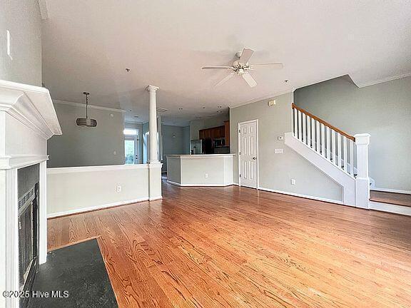 Building Photo - 910 Highgrove Dr