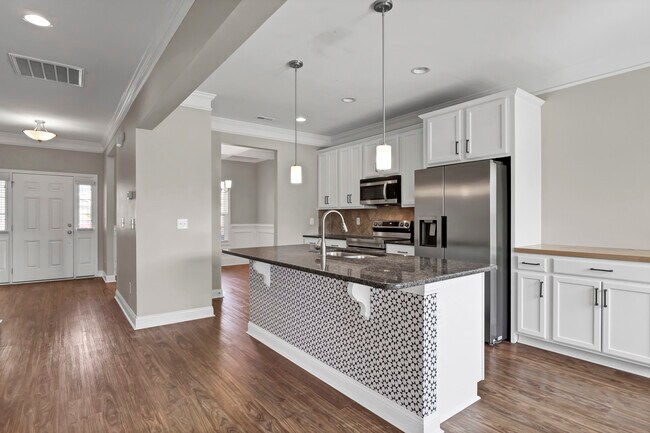 Foto del edificio - 315 Red Cedar Dr