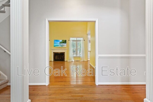 Building Photo - 4701 Harlequin Way