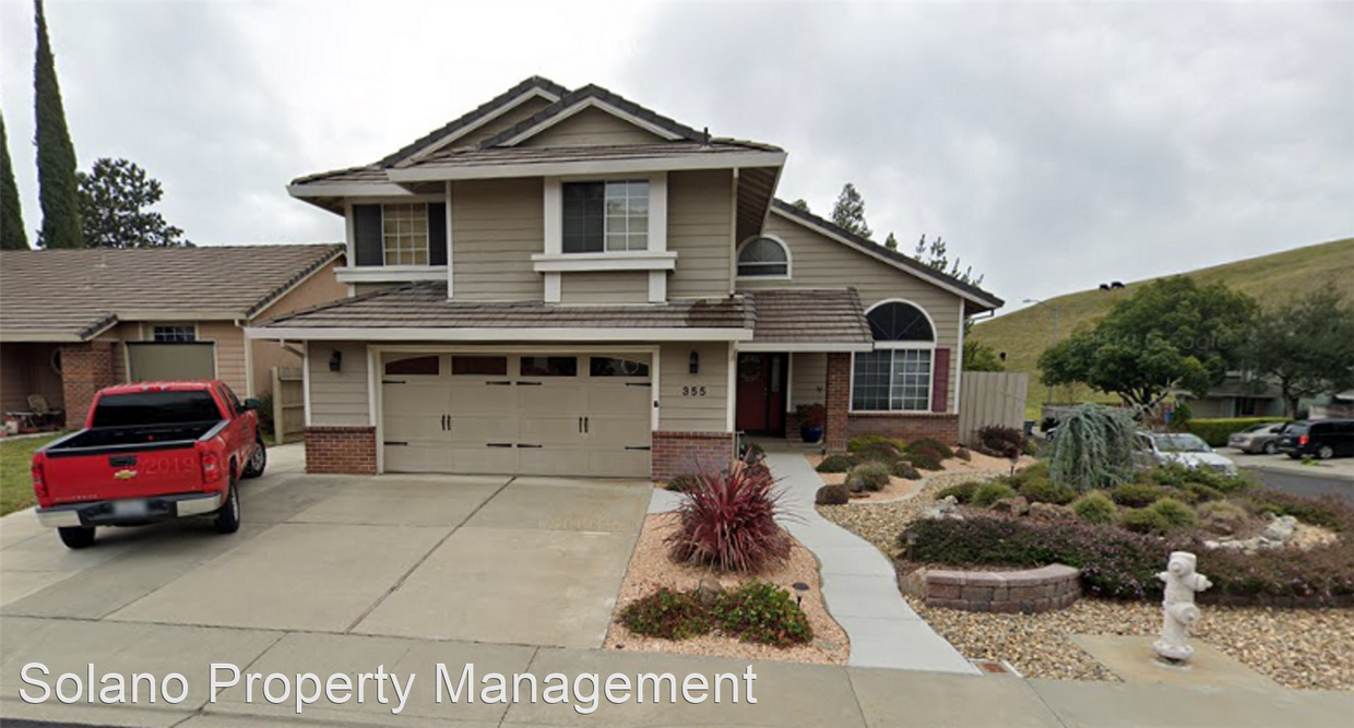 Primary Photo - 4 br, 3 bath House - 355 Woodcrest Dr.