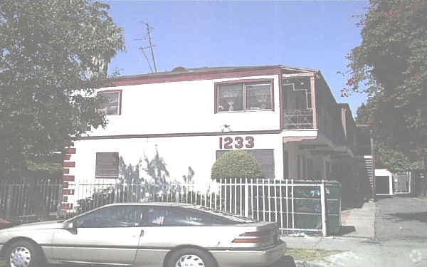 Building Photo - 1233 Gordon St