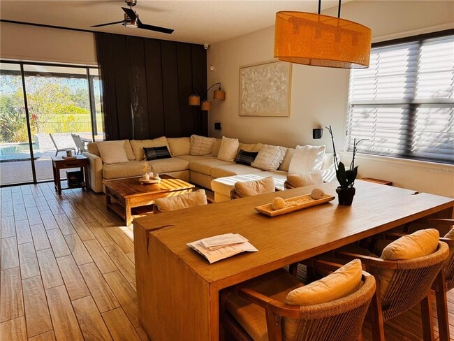 Building Photo - 9901 Winnington St