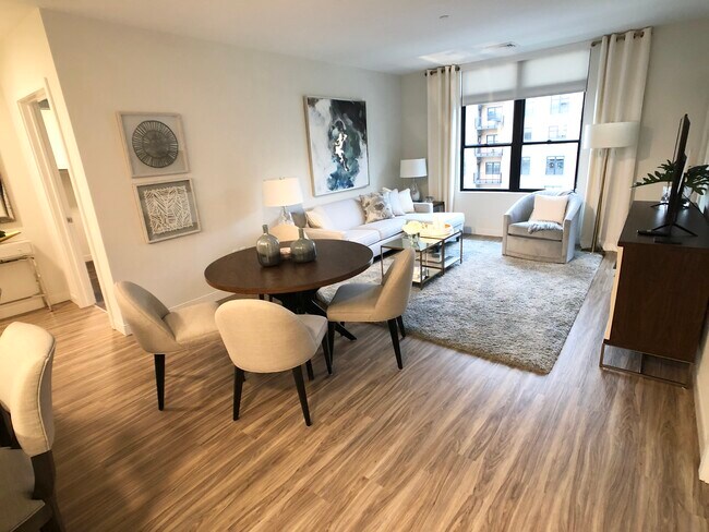 Foto del edificio - 1282 Worcester St