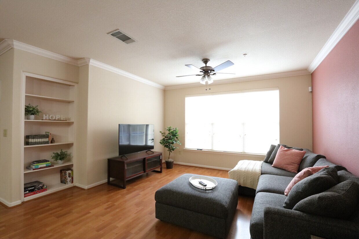 Enjoy your favorite streaming platforms on the 55" Smart TV and large sectional - 1711 Old Spanish Trl