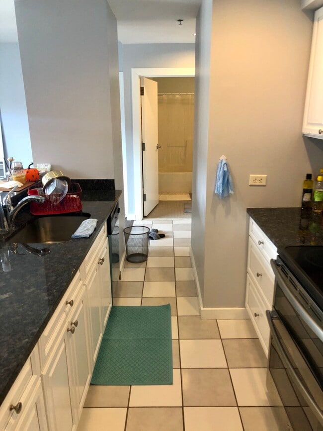 Foto del edificio - 534 Commonwealth Ave