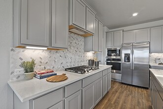 Building Photo - 21106 Bella Coral Dr