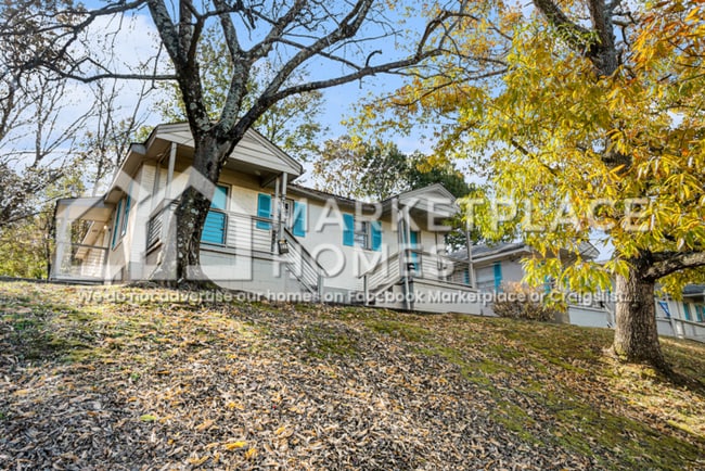 Photo - 519 Woodward Ave SE House