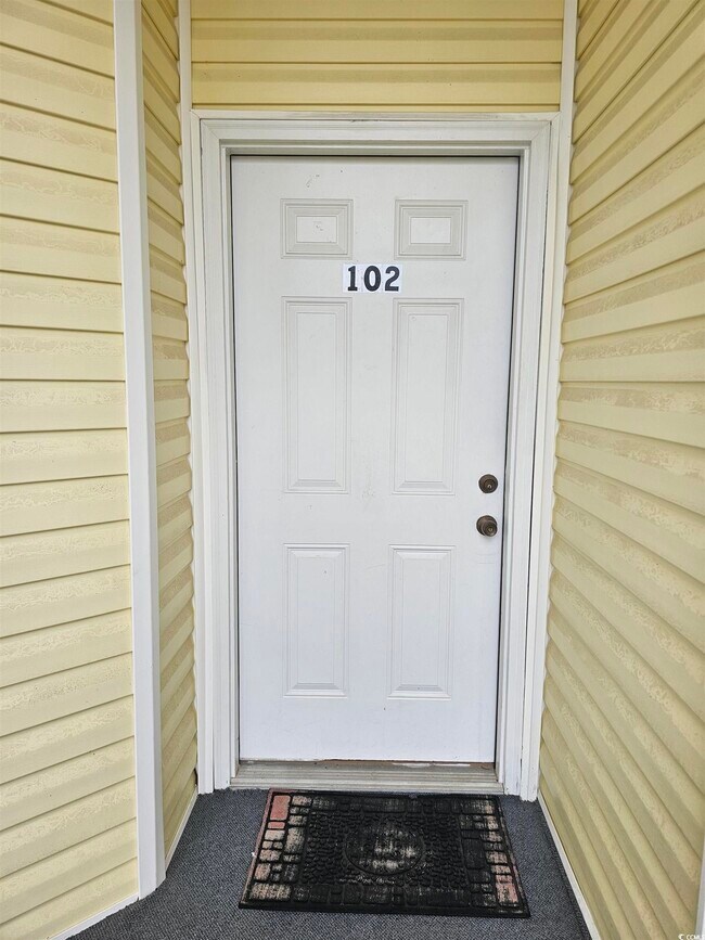 Foto del edificio - 106 Fountain Pointe Ln