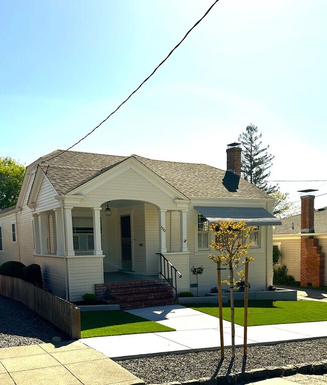 Building Photo - 510 Liberty Street, Petaluma, CA 94952