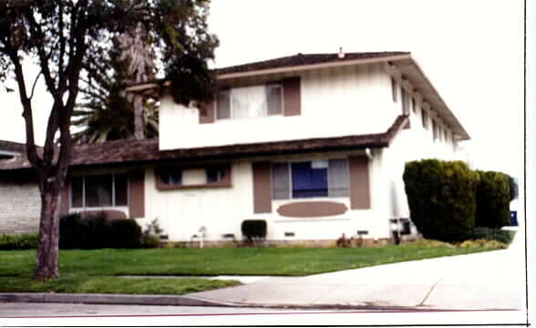 Building Photo - 37542 Wilburn Pl