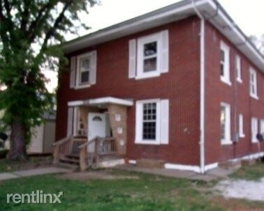 Primary Photo - 504 E Cherry St