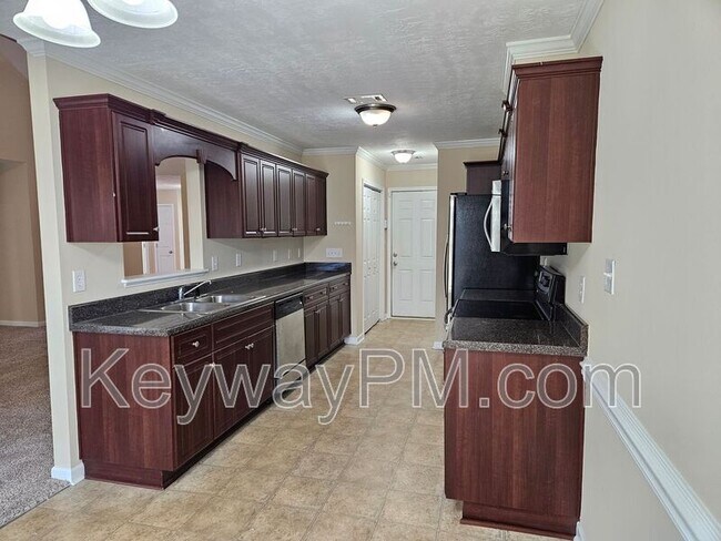 Foto del edificio - 450 Lory Ln