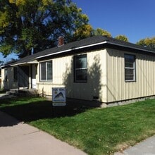 Building Photo - 735 SW Glacier Ave