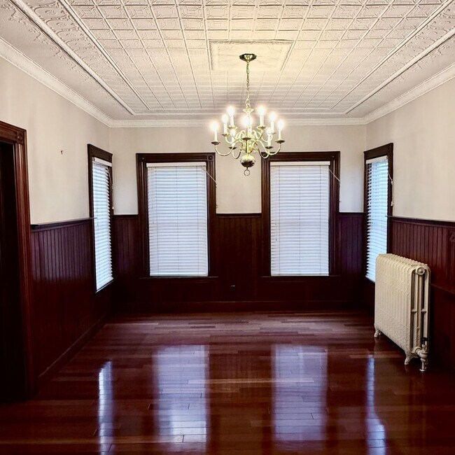 Building Photo - 2 Bed + 2 Bath | Ocean View