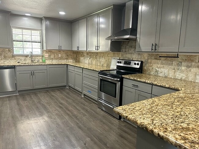 Foto del edificio - 7178 Rolling Fork Dr