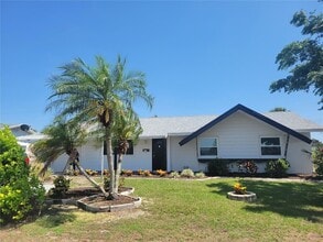 Building Photo - 714 Cypress Pl