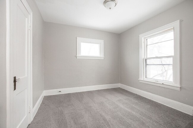 Building Photo - 8505 Garfield Blvd