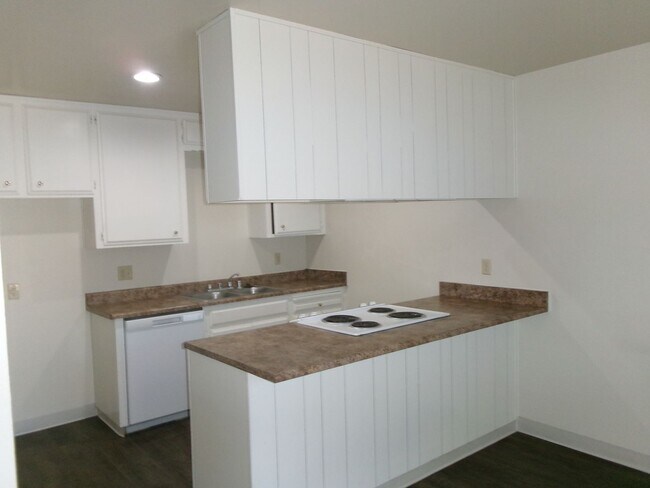 Foto del edificio - 8606 Kelley Dr